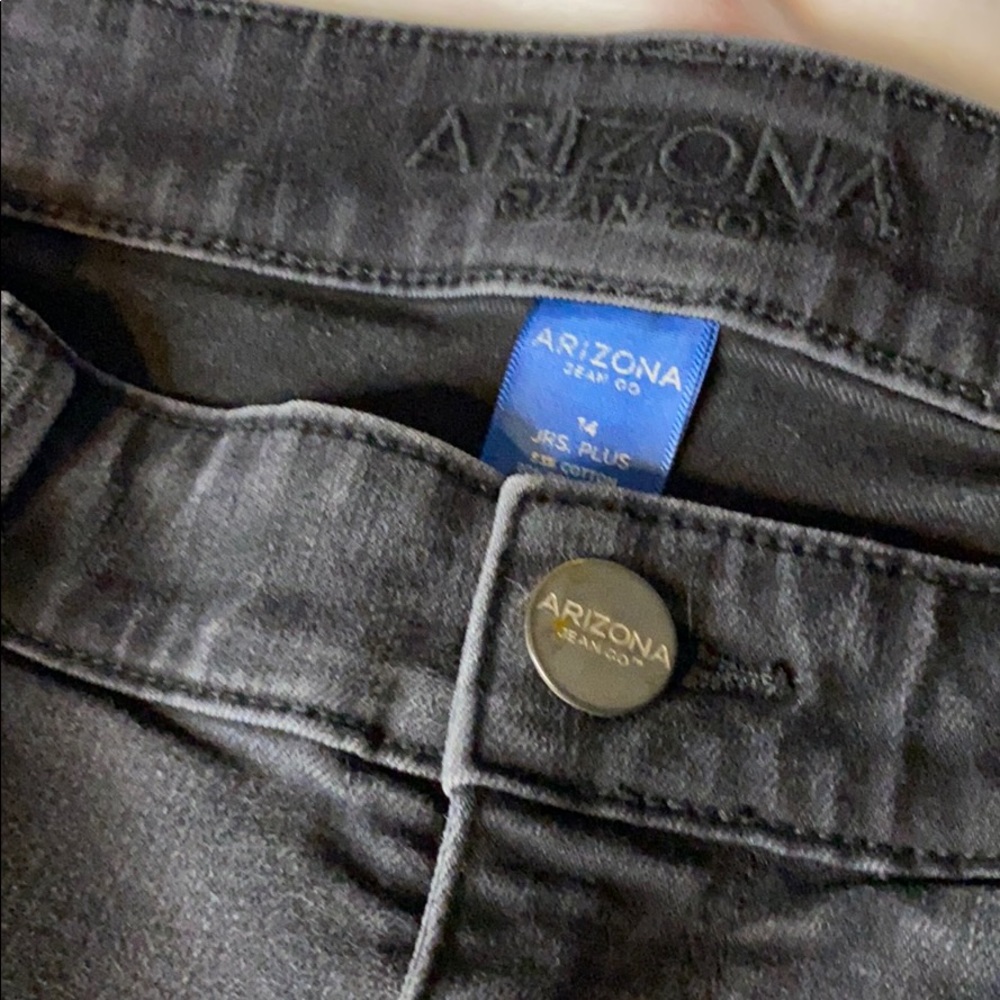 Jeans - Picture 4 of 5
